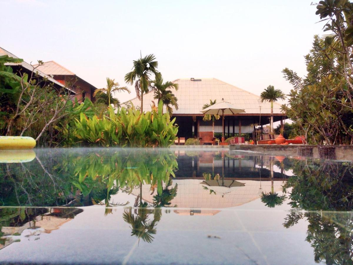 Baansuk Sukhothai Resort Екстериор снимка