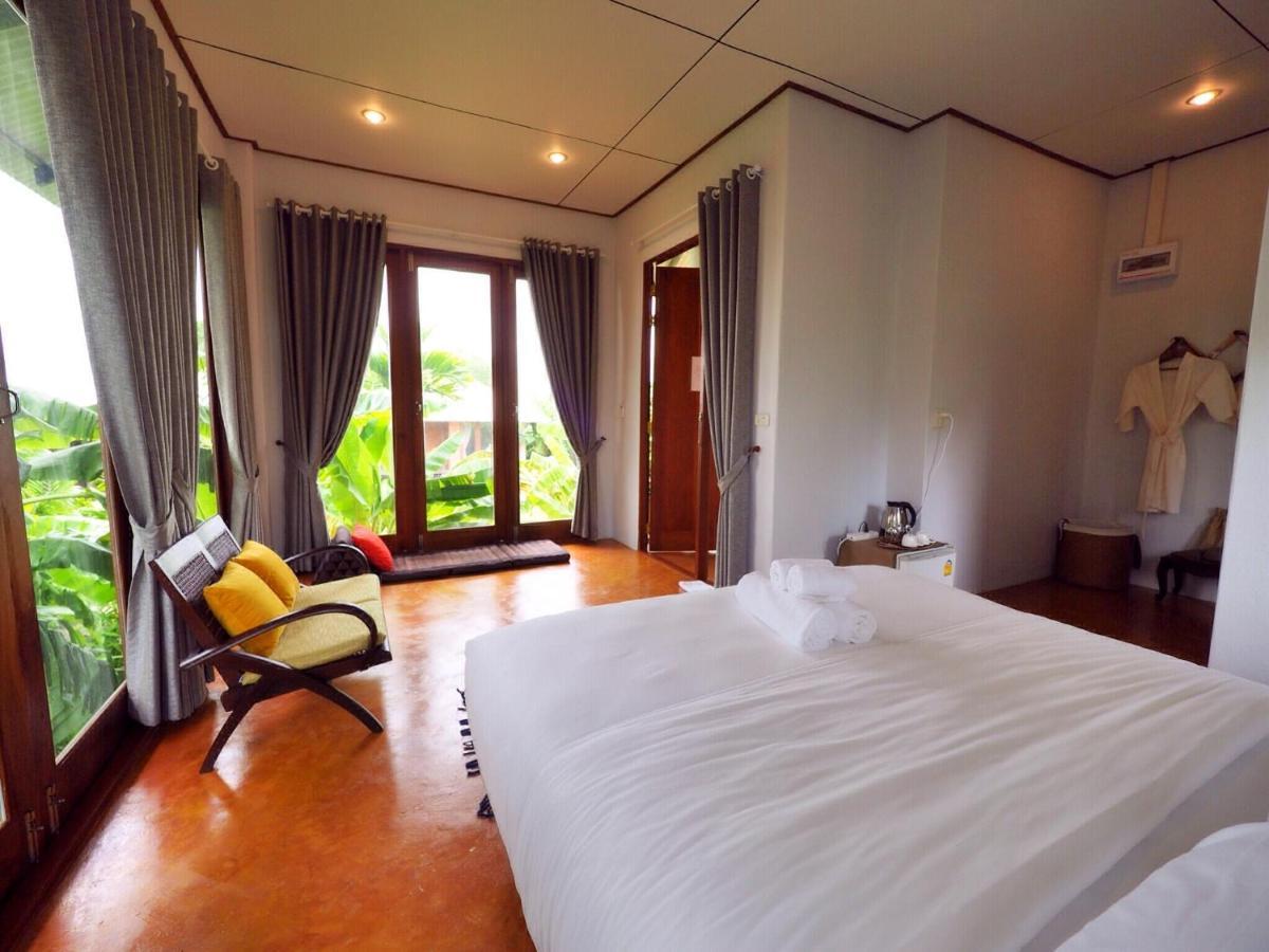 Baansuk Sukhothai Resort Екстериор снимка