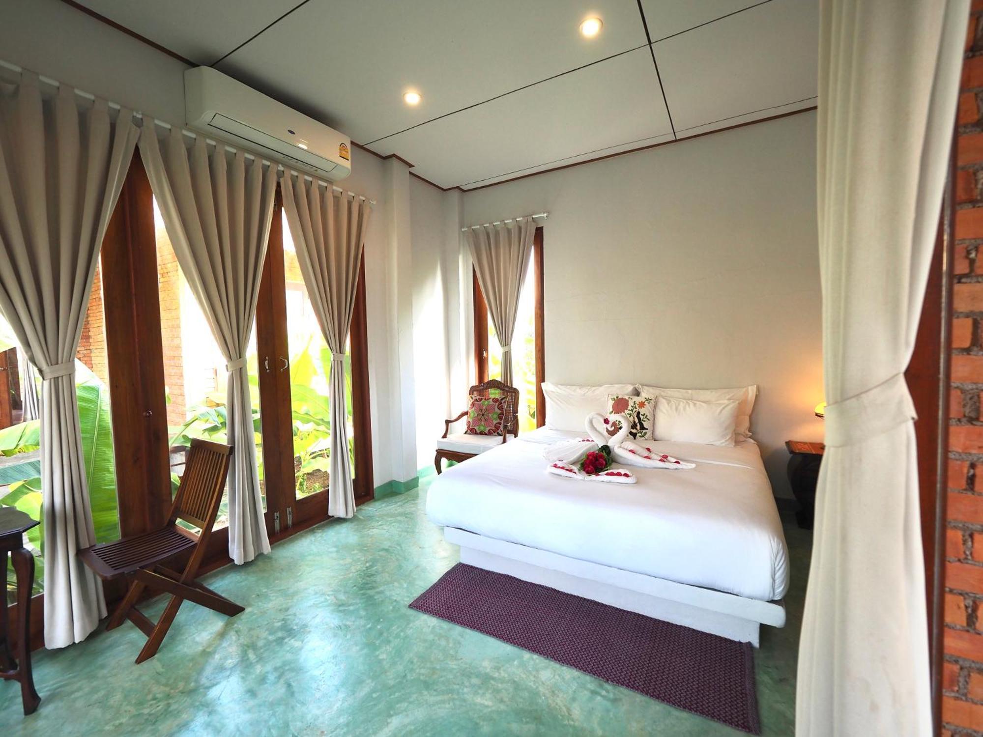 Baansuk Sukhothai Resort Екстериор снимка
