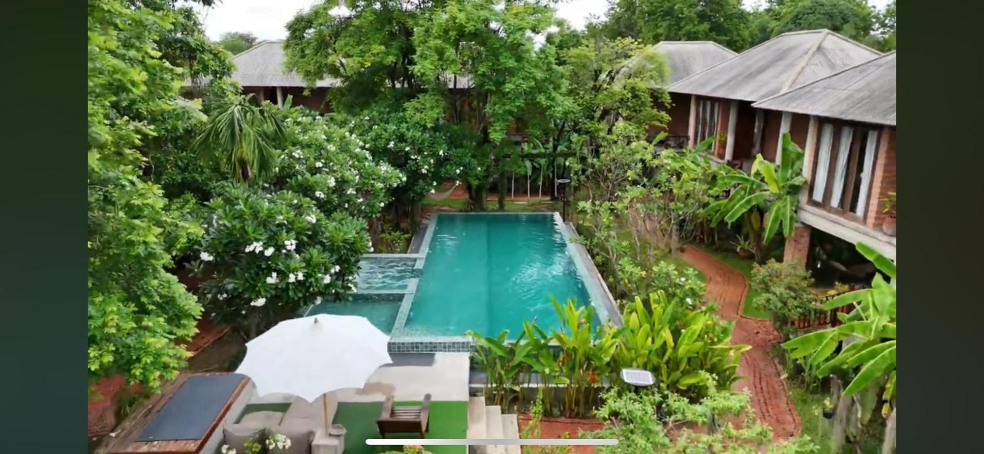 Baansuk Sukhothai Resort Екстериор снимка