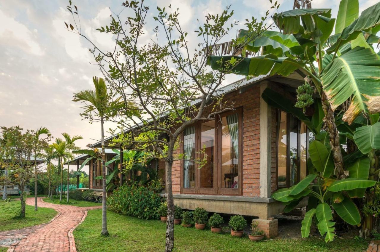 Baansuk Sukhothai Resort Екстериор снимка