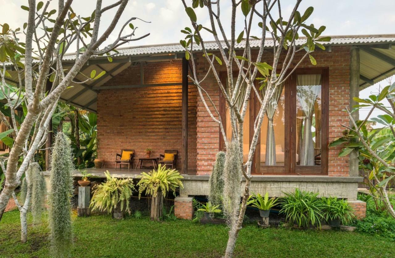 Baansuk Sukhothai Resort Екстериор снимка