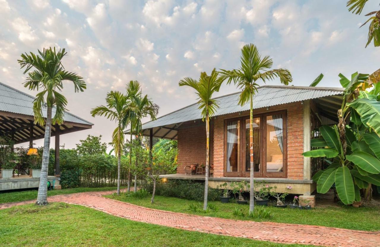 Baansuk Sukhothai Resort Екстериор снимка