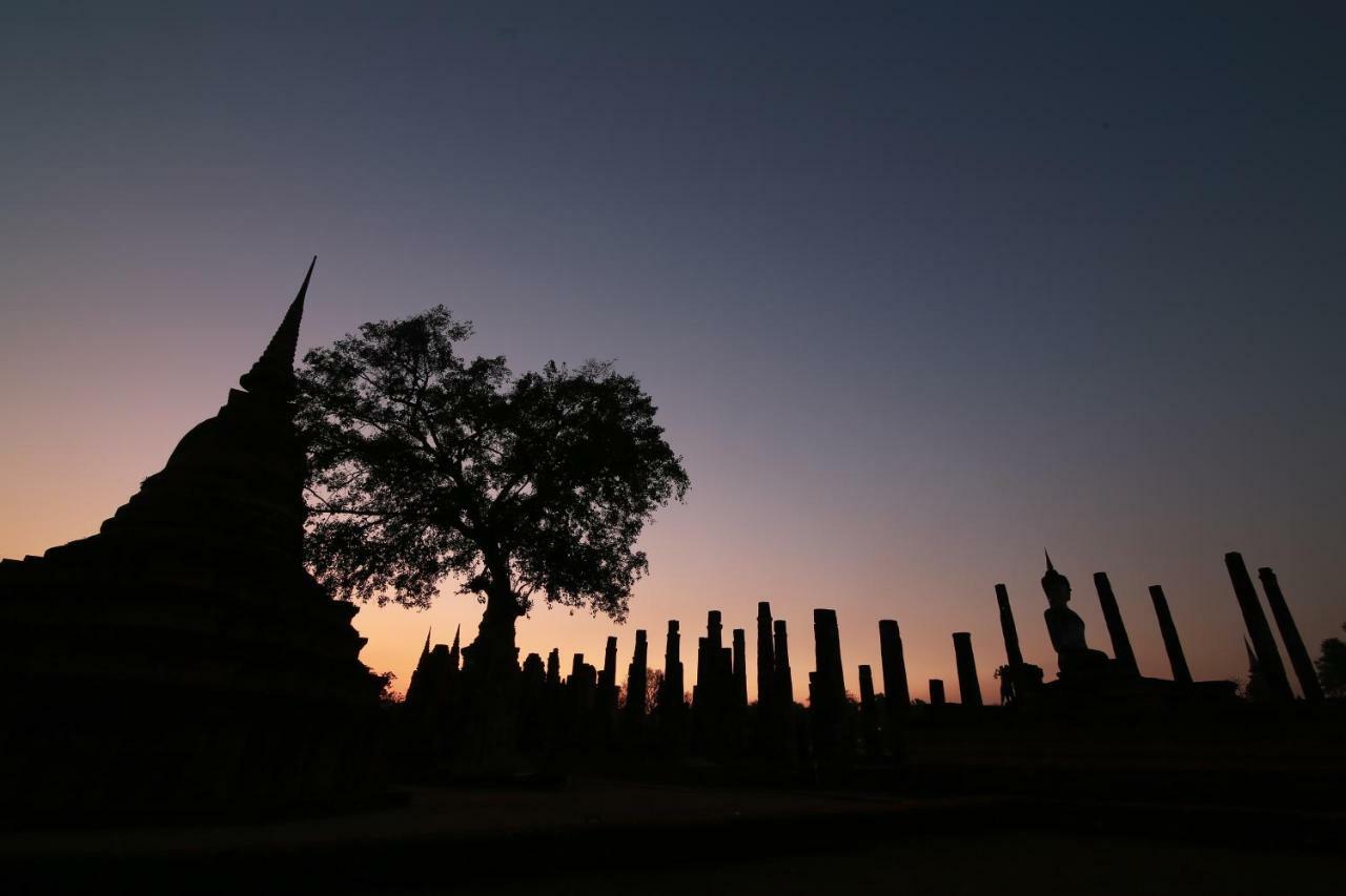 Baansuk Sukhothai Resort Екстериор снимка